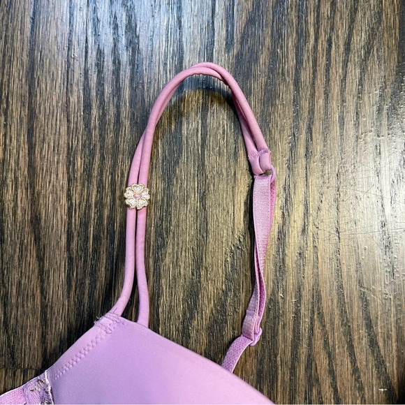 Victoria’s Secret Ipex purple lightly lined demi underwire bra size 34C - Picture 3 of 7